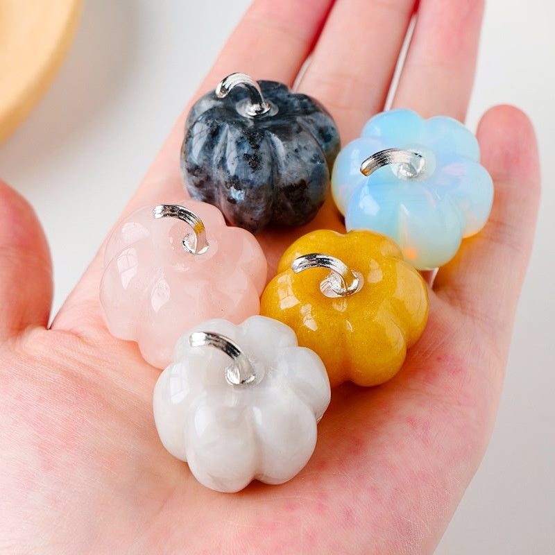 Mini Dijes de Cristal Tallados "Calabaza Mágica"