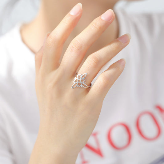 Anillo "Nudo de Brujas Calado"